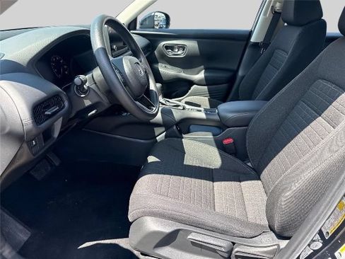 Used 2024 Honda HR-V LX image 6