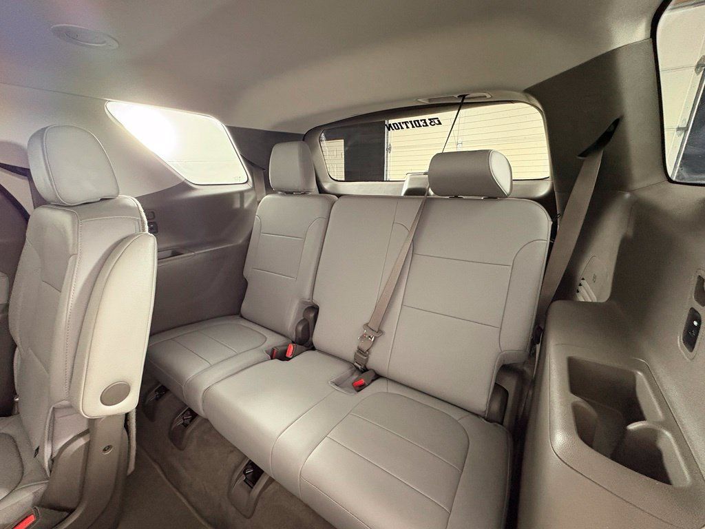 Used 2019 Chevrolet Traverse Premier w/ Driver Confidence II Package FWD image 50