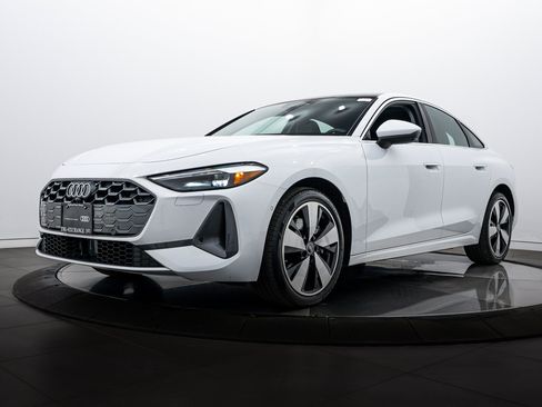 Certified 2025 Audi A5 2.0T Premium w/ Convenience Package image 7