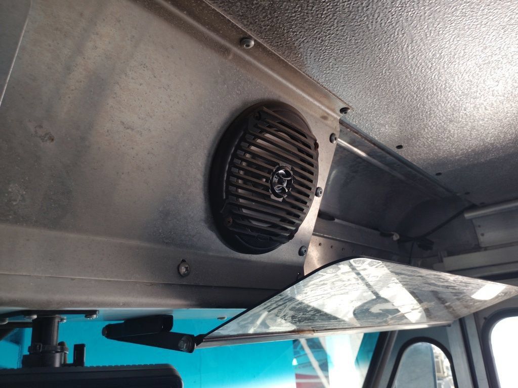 Used 2017 Ford E-350 and Econoline 350 Super Duty w/ A/C Prep Package RWD image 28
