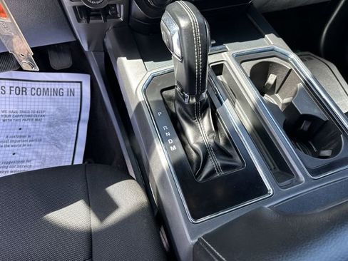 Used 2018 Ford F150 XLT w/ Equipment Group 302A Luxury AWD/4WD image 24