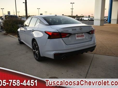 Used 2024 Nissan Altima 2.5 SR image 7