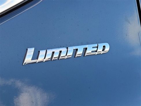 Used 2025 Toyota Tundra Limited image 6