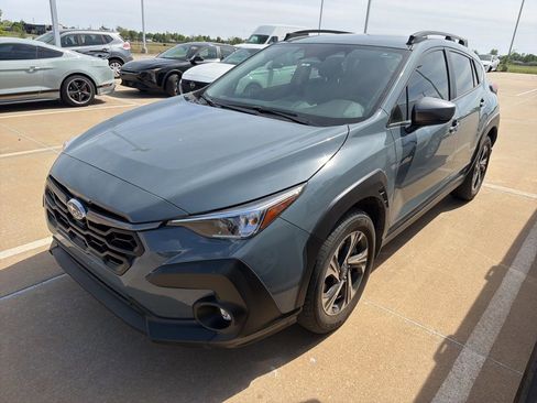 Used 2024 Subaru Crosstrek 2.0i Premium image 1