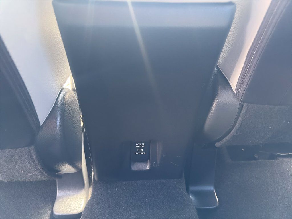 Used 2022 Mitsubishi Eclipse Cross SEL AWD/4WD image 36