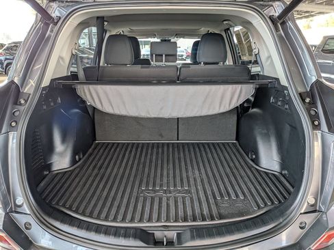 Certified 2018 Toyota RAV4 XLE FWD image 31