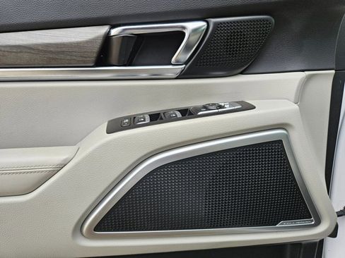 Used 2021 Kia Telluride EX w/ EX Premium Package image 10