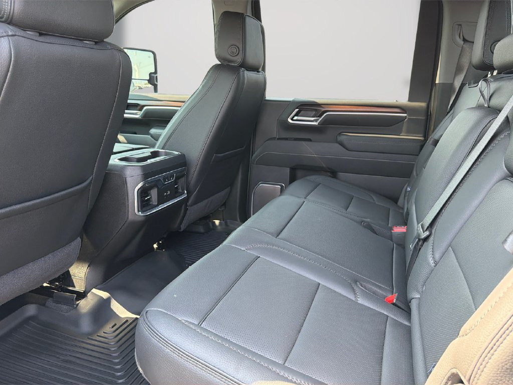 Used 2026 GMC Sierra 2500 Denali w/ Denali Reserve Package AWD/4WD image 14