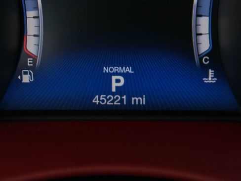 Used 2019 Maserati Levante S GranLusso AWD/4WD image 32