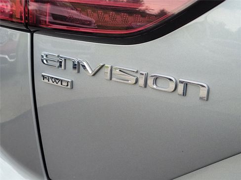 Used 2024 Buick Envision Preferred AWD/4WD image 7