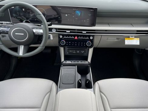 New 2026 Hyundai Tucson Limited AWD/4WD image 16