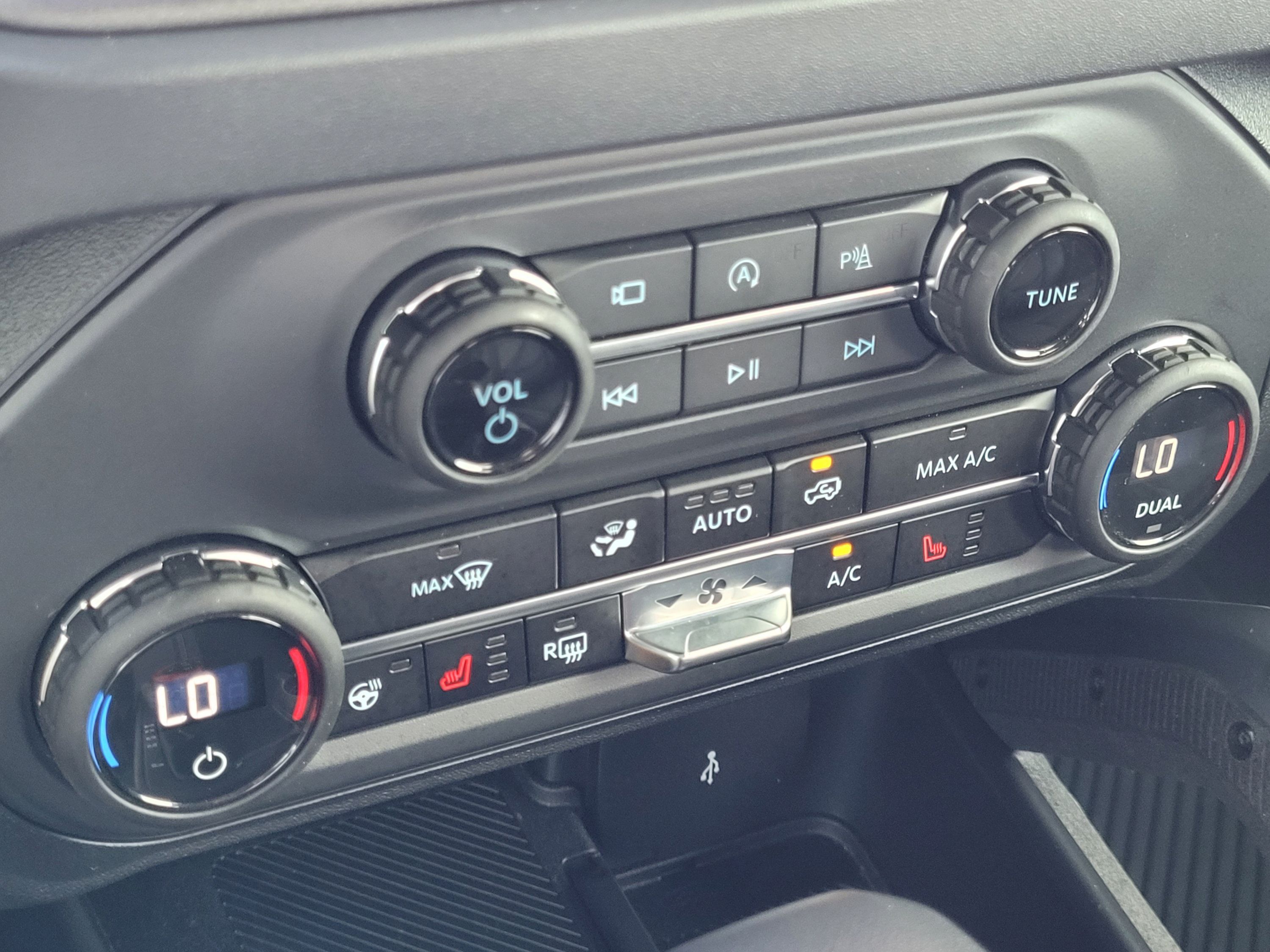 Used 2025 Ford Bronco Raptor AWD/4WD image 22