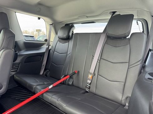 Used 2017 Cadillac Escalade Premium Luxury image 15