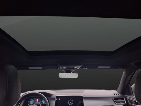 Used 2024 Volkswagen Atlas Cross Sport SEL Premium R-Line image 23