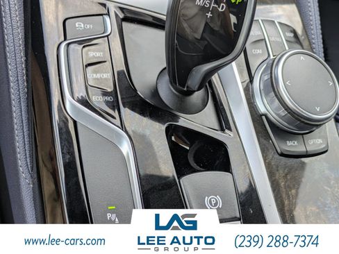 Used 2018 BMW 540i xDrive AWD/4WD image 27