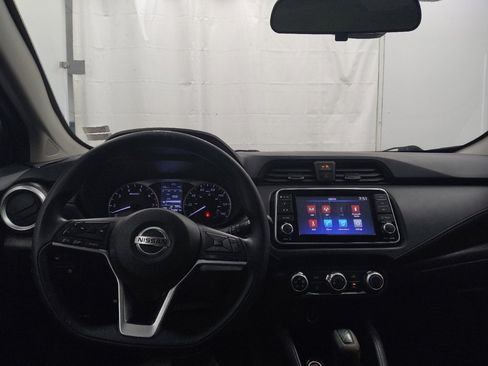 Used 2020 Nissan Versa S FWD image 22