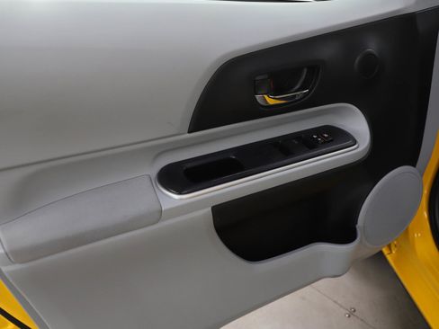 Used 2014 Toyota Prius C Three image 23