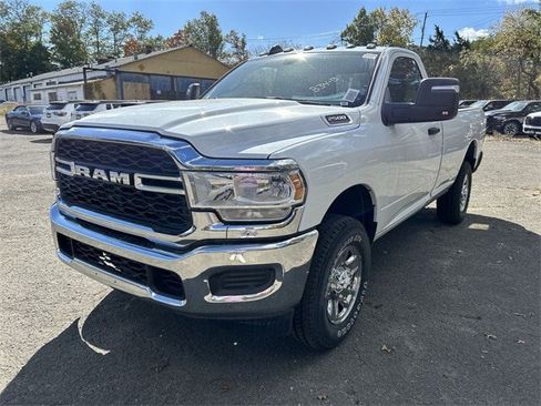 New 2024 RAM 2500 Tradesman w/ Chrome Appearance Group image 7
