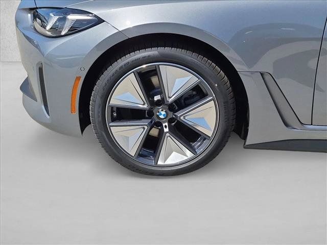 New 2026 BMW i4 eDrive40 w/ Premium Package RWD image 9