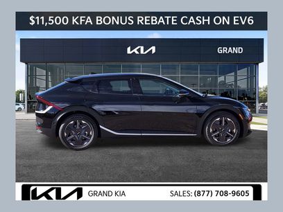 New 2025 Kia EV6 Light w/ Light LR Technology Package