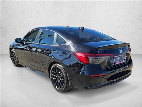 Used 2023 Honda Civic Touring image 8