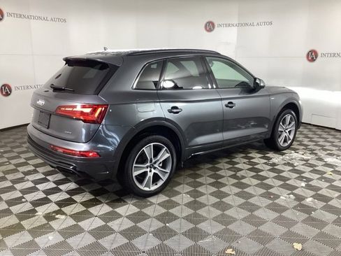 Certified 2025 Audi Q5 2.0T Premium image 5