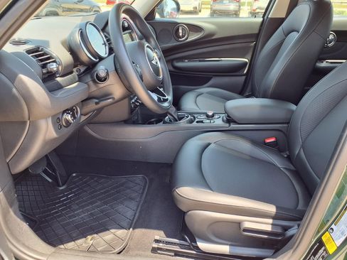 Used 2016 MINI Cooper Clubman FWD image 12