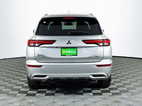 Used 2024 Mitsubishi Outlander SEL Black Edition image 8