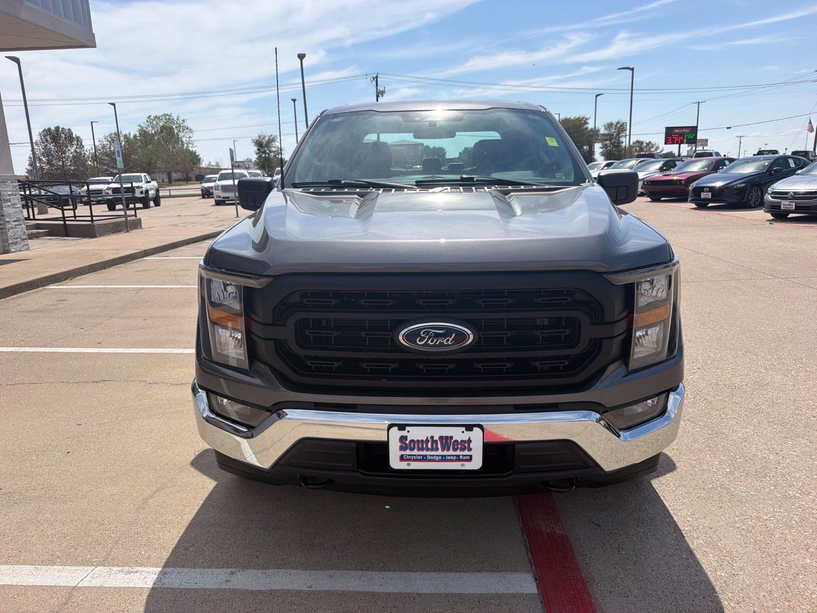 Used 2023 Ford F150 XL w/ XL Chrome Appearance Package AWD/4WD image 2