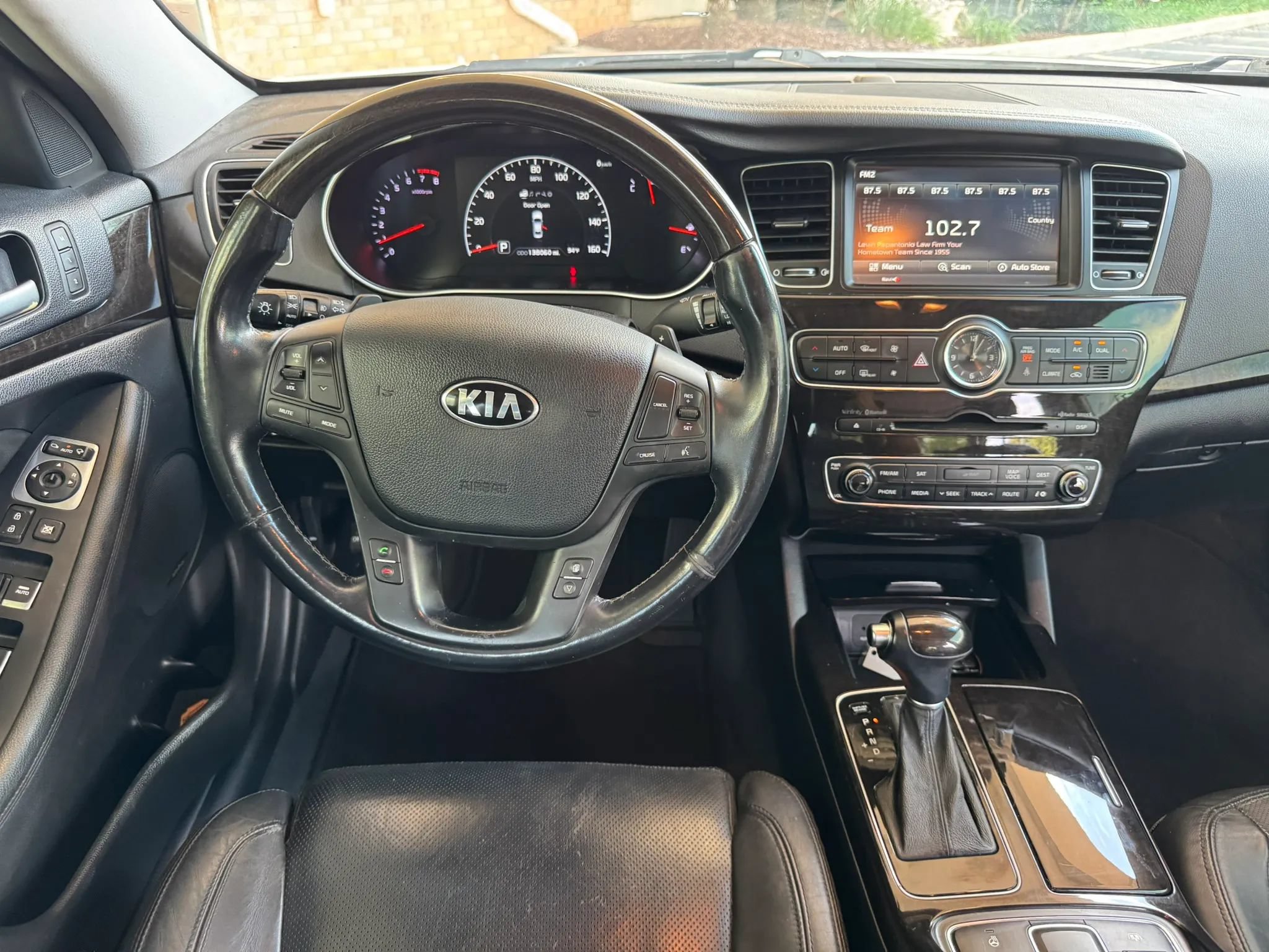 Used 2016 Kia Cadenza Premium FWD image 18