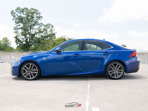 Used 2019 Lexus IS 300 F Sport w/ F Sport Package AWD/4WD image 4