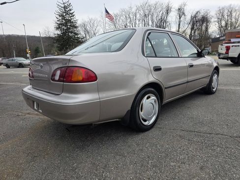 Used 2000 Toyota Corolla VE FWD image 6