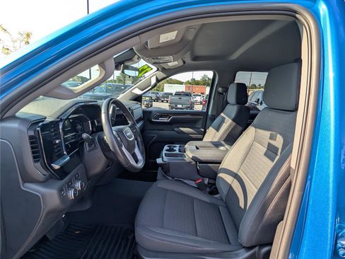 Used 2022 GMC Sierra 1500 Elevation image 14