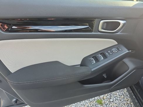 Used 2024 Honda Civic EX image 11