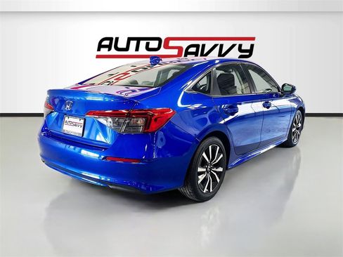 Used 2024 Honda Civic EX image 7