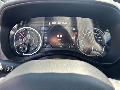 Used 2023 RAM 1500 Laramie AWD/4WD image 16