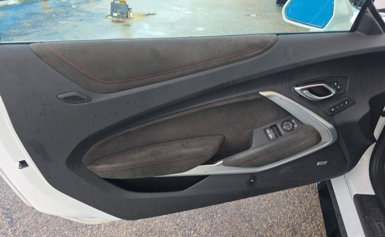 Used 2023 Chevrolet Camaro ZL1 RWD image 8