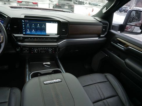 Used 2024 Chevrolet Silverado 2500 High Country w/ Technology Package image 15