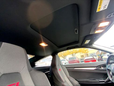 Used 2018 Honda Civic Si image 17