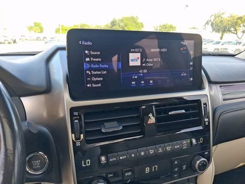 Used 2023 Lexus GX 460 Luxury w/ Accessory Package AWD/4WD image 20