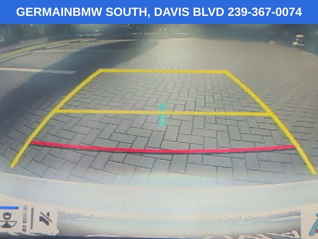 Used 2018 Toyota Camry SE w/ Convenience Package FWD image 22