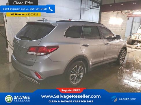 Used 2017 Hyundai Santa Fe SE w/ Cargo Package AWD/4WD image 4