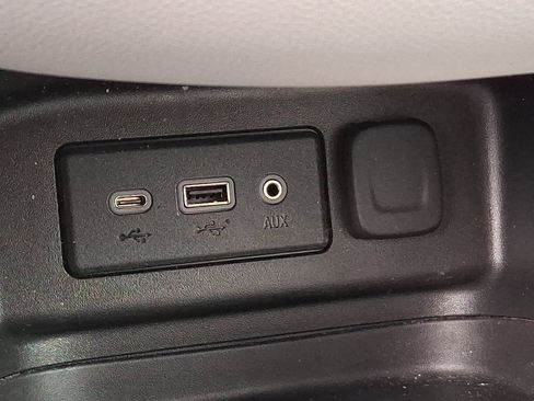 Certified 2023 Chevrolet Equinox LS w/ LS Convenience Package image 25