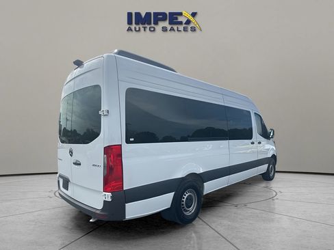 Used 2025 Mercedes-Benz Sprinter 2500 image 5