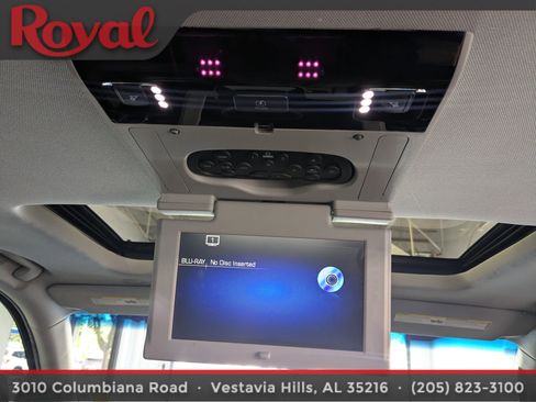 Used 2020 Cadillac Escalade Luxury RWD image 11