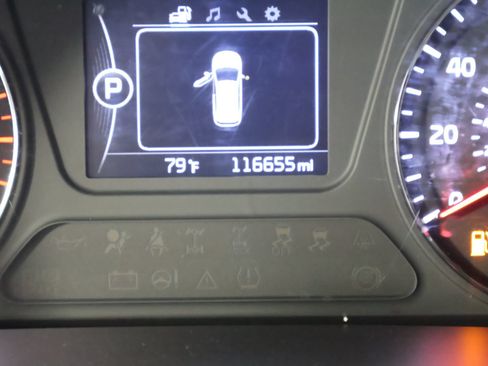 Used 2017 Kia Sorento AWD w/ LX Convenience Package image 35