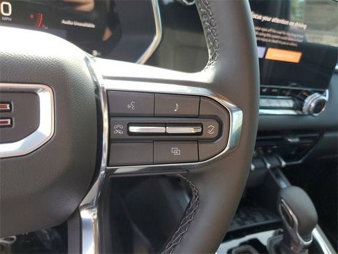 New 2025 GMC Canyon Elevation w/ Convenience Package image 28