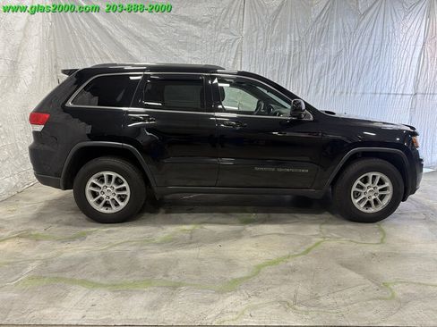 Used 2018 Jeep Grand Cherokee Laredo AWD/4WD image 14