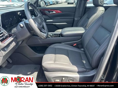 Certified 2025 Chevrolet Traverse Z71 w/ Enhanced Driving Package AWD/4WD image 19