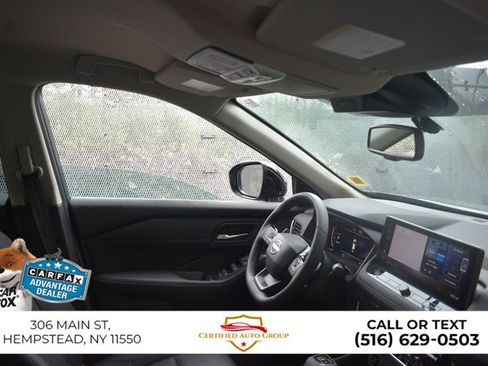 Used 2026 Nissan Rogue SL FWD image 19